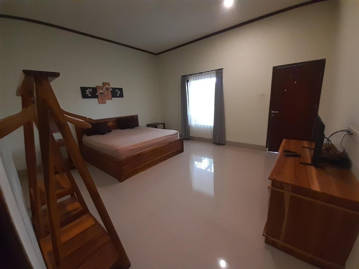 Hotel Kamala Selong Belanak Exterior foto